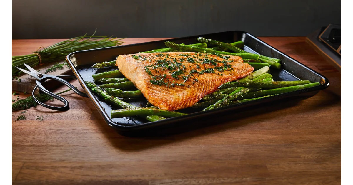 BAKED HERB SALMON