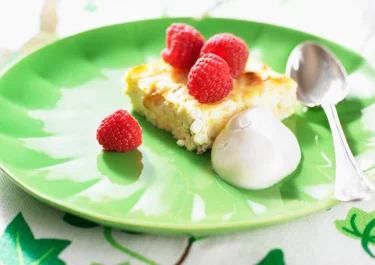 Citronkaka med hallon