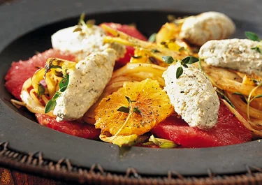 Citrussallad med fänkål och ädelostmousse