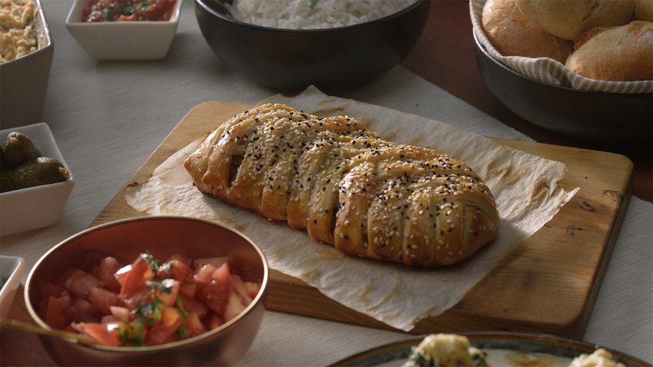 فطيرة الشاورما مع جبنة الشيدر