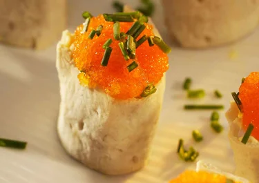 Löjromsrulle med cheddar
