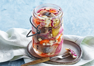 Inlagd sill på klassiskt vis