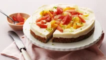 Cheesecake med kvarg och citrussallad