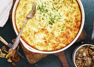 Ugnsomelett med svampstuvning