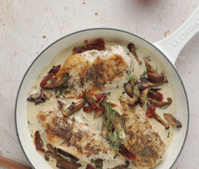 Creamy Garlic & Herb Skillet Chicken with Mushrooms