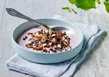 Skyr-yoghurt med rugdrys