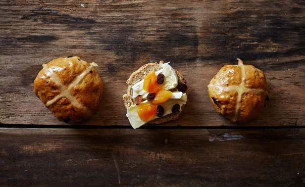 Hot cross buns