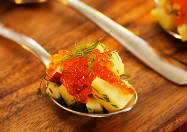 Liten sallad på sked