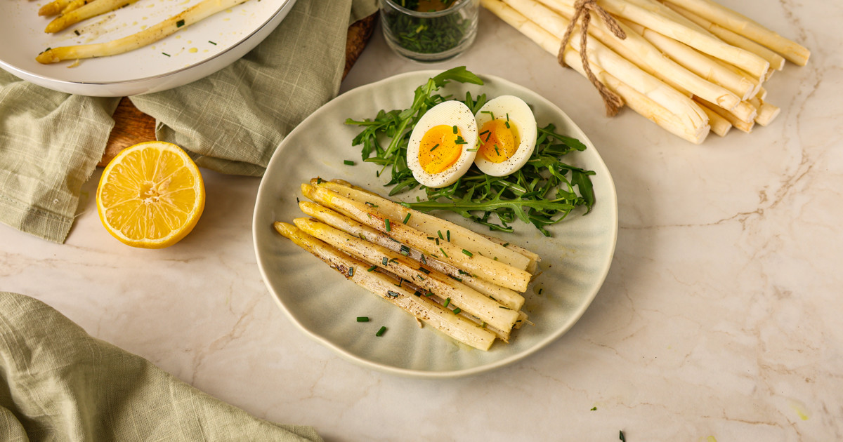 Gebakken witte asperges (Snel & makkelijk) | Arla - Recept | Arla