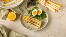 Gebakken witte asperges