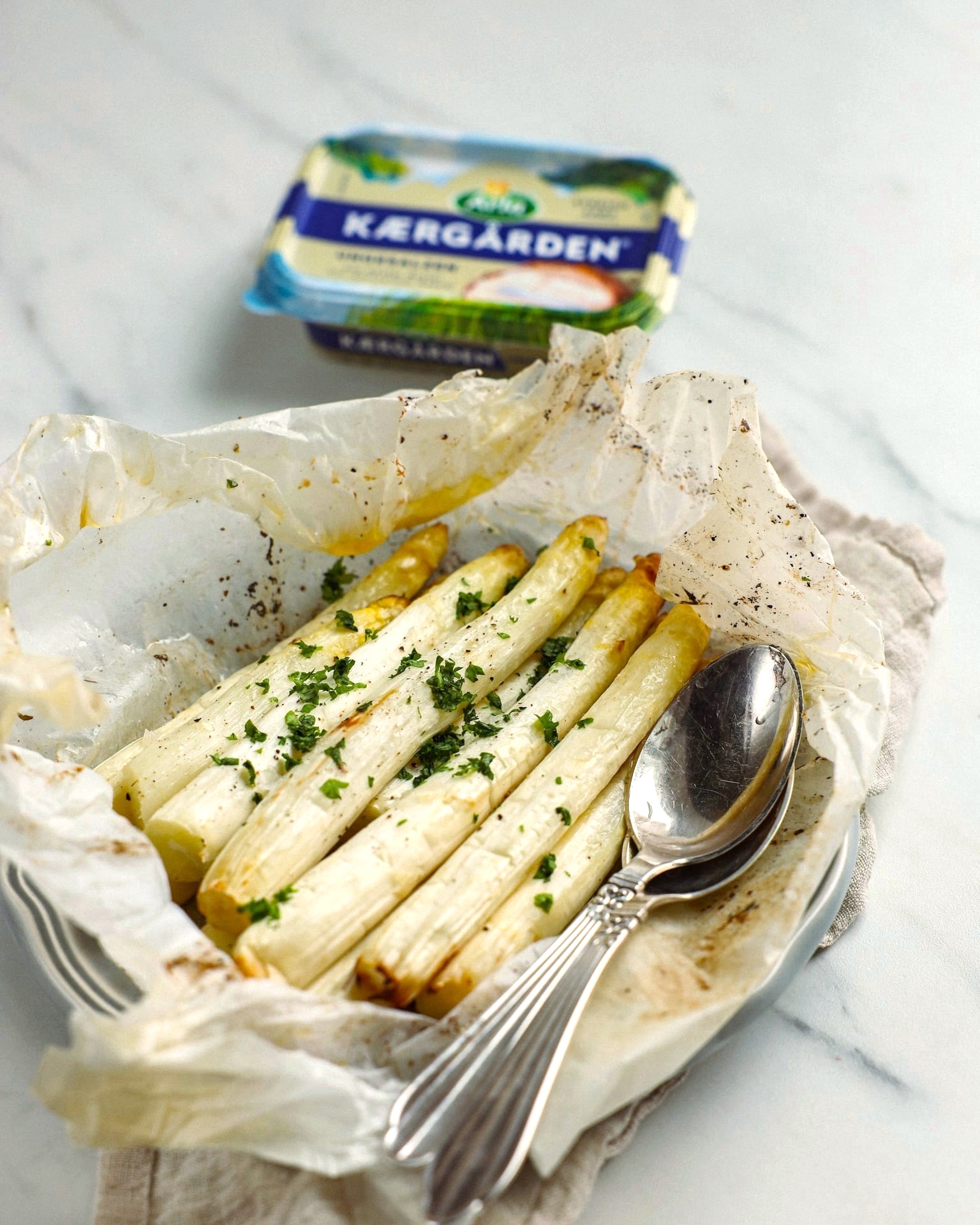 Weißer Spargel in der Heißluftfritteuse