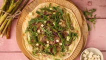 Flammkuchen met asperges
