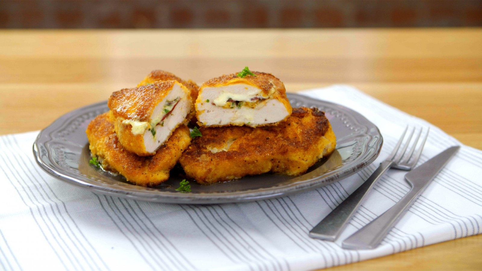 Cheesy Chicken Cordon Bleu