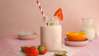 Proteiinijuoma mansikalla