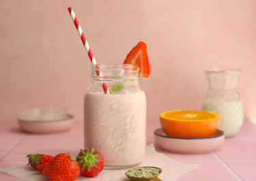 Proteiinijuoma mansikalla