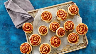 Pizzasnegle med skinke