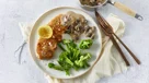 Kalkunschnitzel med champignonsauce - Lækker og dejlig hverdagsret