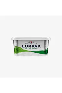 Add a few extra cubes of Lurpak® Plant Based on top of each aubergine half halfway or brush some softened or melted on top with a pastry brush. This adds extra creaminess and richness to the aubergines as the Lurpak® Plant Based melts further into the grid pattern.