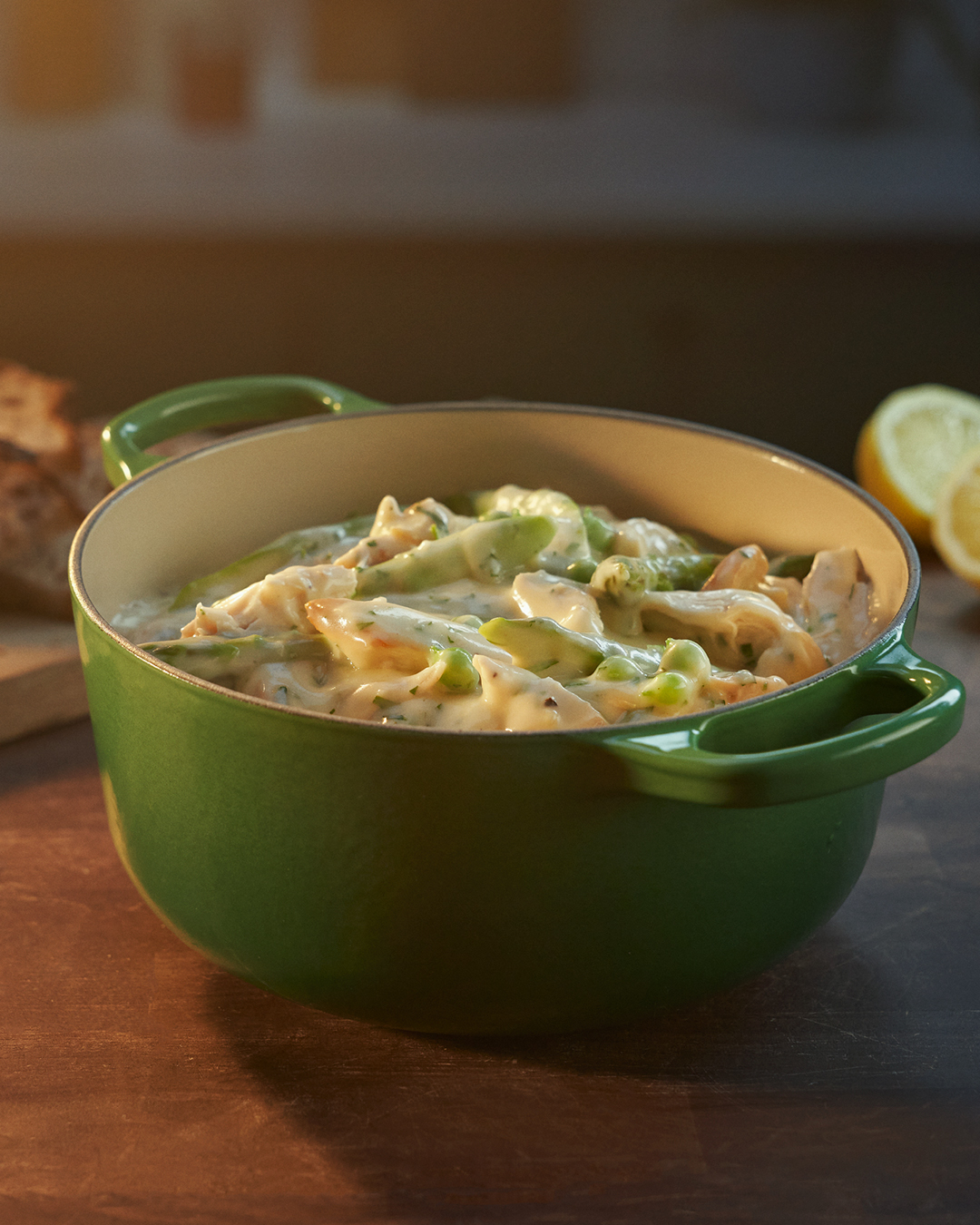 Fricasé de pollo con guisantes