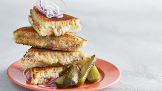 Thunfisch-Schmelz-Sandwich 