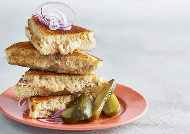 Tuna melt sandwich
