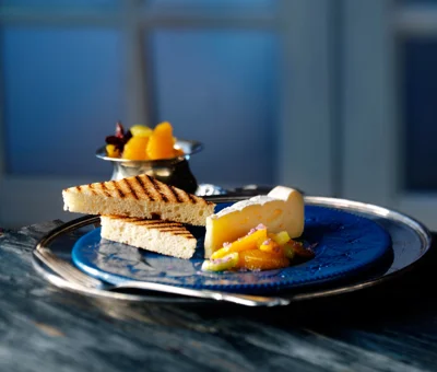 Appelsinkompott med stjerneanis til ost