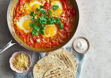 Huevos rancheros med smakrik cheddar