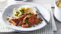 Korv stroganoff med potatismos