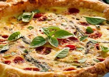 Quiche de ajetes y tomates cherry