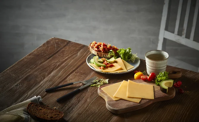 Cheddar and avocado bruschetta