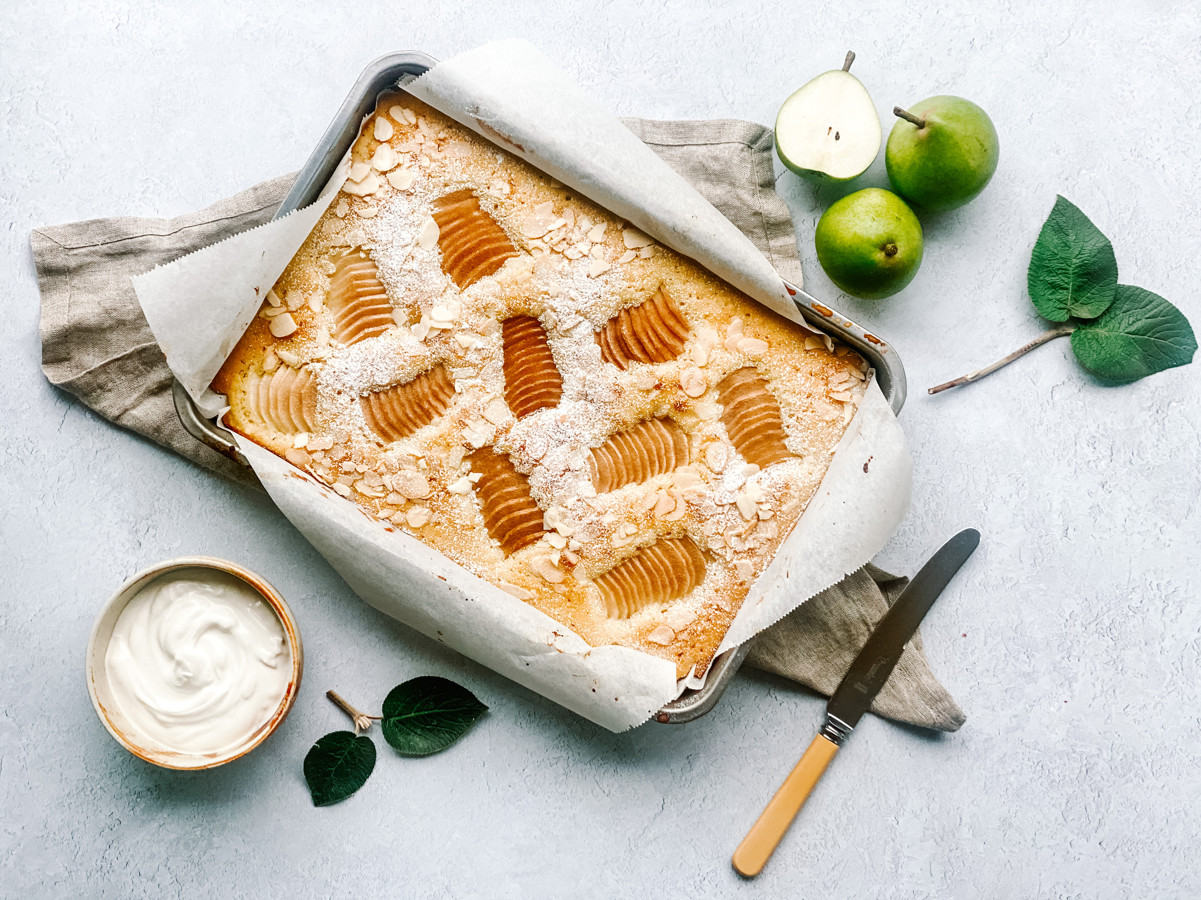 Pærekage med marcipan