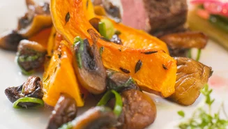 Rostad pumpa med champinjoner