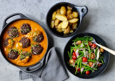 Hakkebøffer i tomatsauce