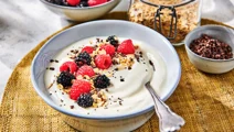 Yoghurt met rood fruit