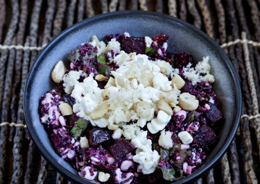 Quinoa-otto med hytteost og bagte rødbeder