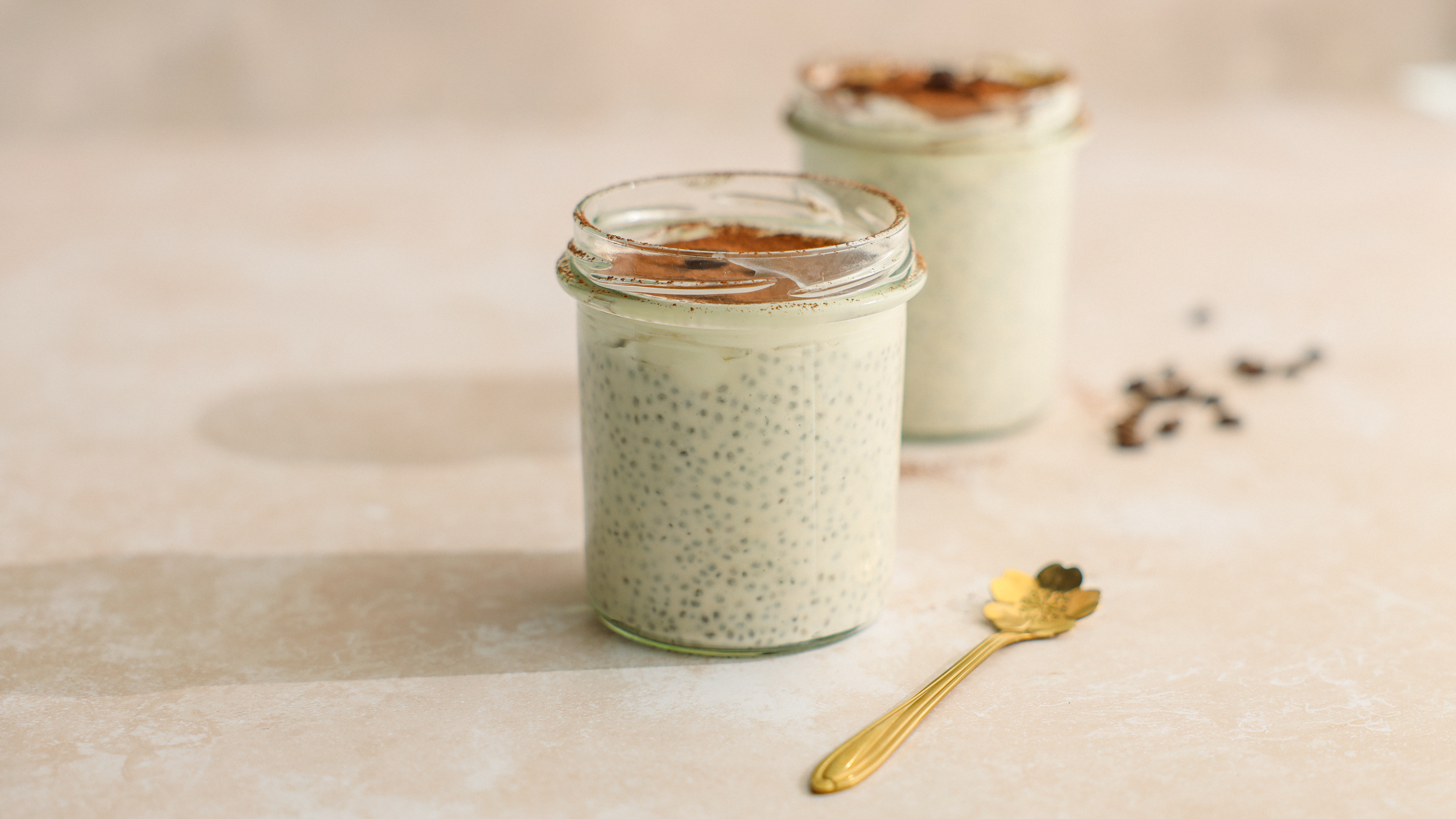 Tiramisu-chiapudding met mascarponecrème