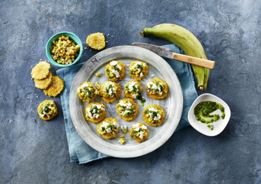 Stegt banan med ost og mangosalsa