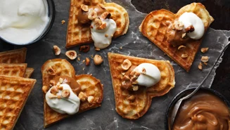 Våffelsnittar med hasselnötter och dulce de leche