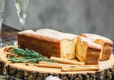 Champagne Cakes