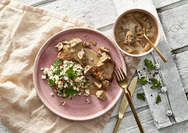 Varkensschnitzels in champignon-teriyaki saus