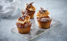 Banana Muffins with Pineapple Cream Cheese