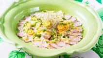 Kalkoncarpaccio med groddar