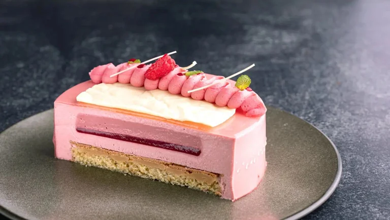 Himbeer Mousse Torte