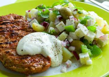 Peruna-juustosalaatti