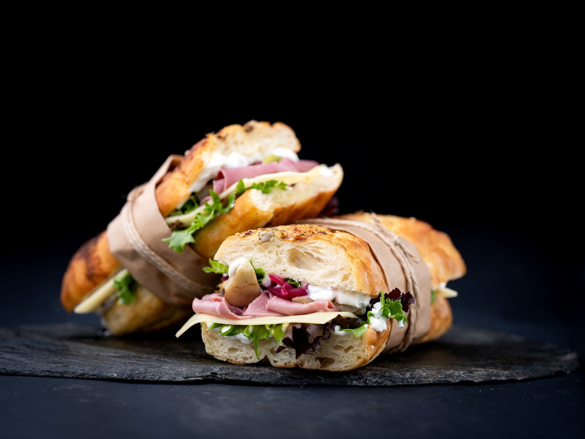 Pastrami-Sandwich mit Samsoe