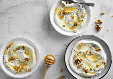 Grekisk yoghurt med honung och valnötter