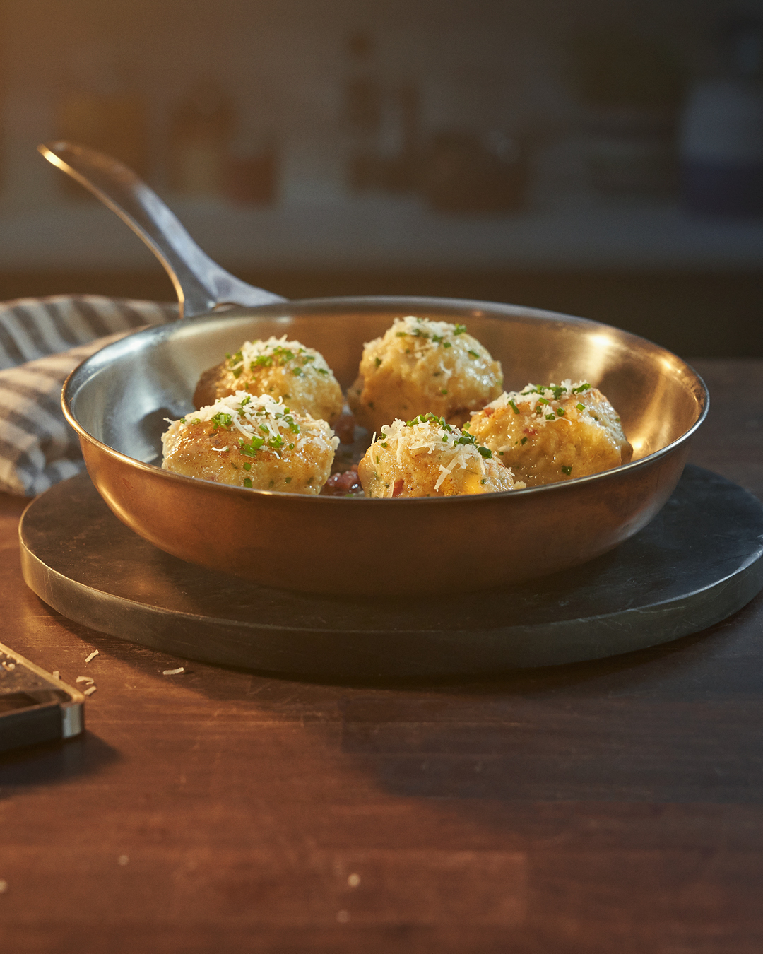 Canederli (albóndigas de jamón italiano)