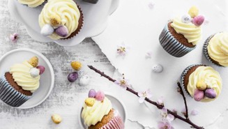 Easter cupcakes with cream cheese frosting