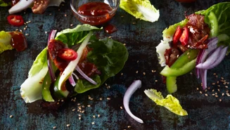 Ssam med sidfläsk och grön paprika