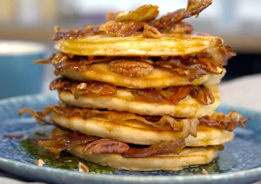 American Pancakes with bacon